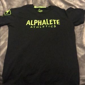 Alphalete t shirt